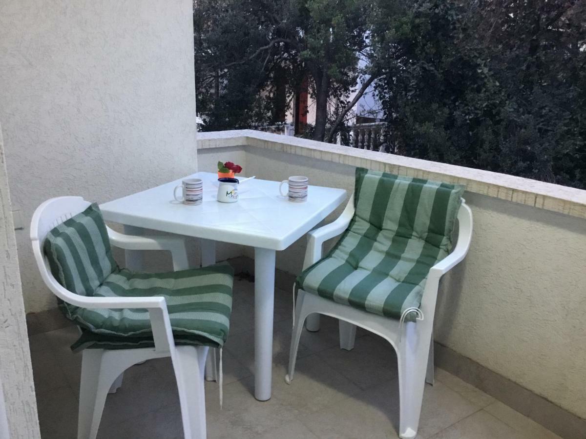 דוברה וודה Dk Apartmani מראה חיצוני תמונה