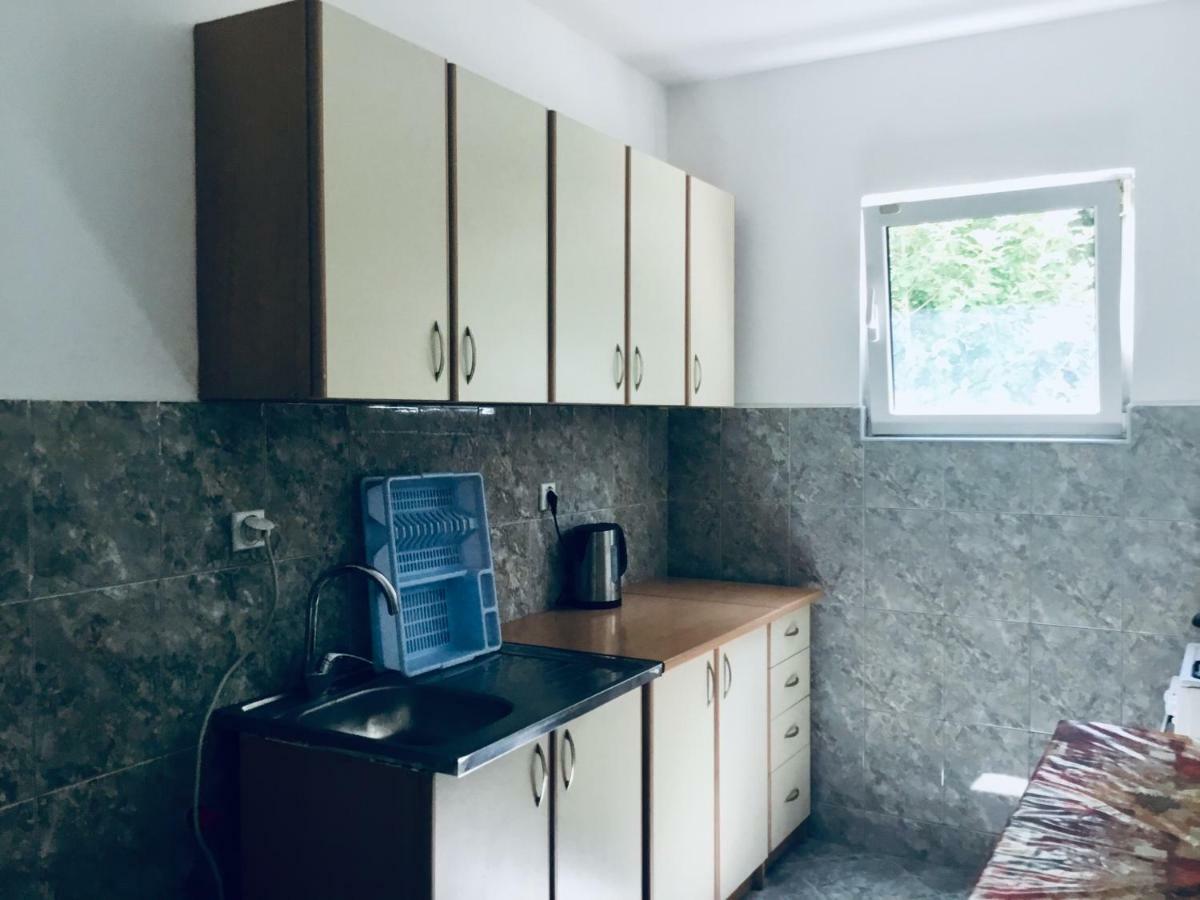 דוברה וודה Dk Apartmani מראה חיצוני תמונה